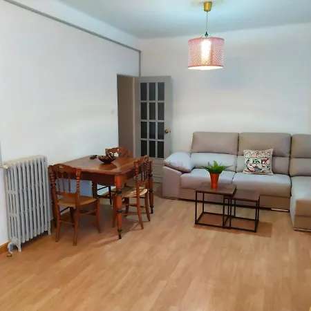 Ponsferrata Apartment *